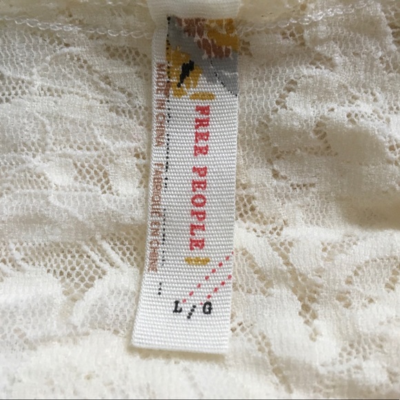 FREE PEOPLE NO SLEEVE TOP WITH LOTS OF LACE & LOVE - Picture 5 of 7